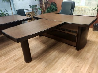 Стол для кабинета руководителя Дуглас
